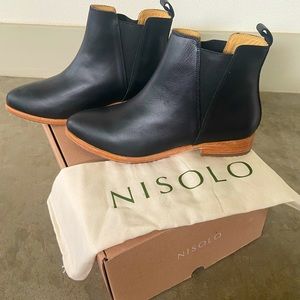 New Nisolo Classic Chelsea Boot Black - Never Worn